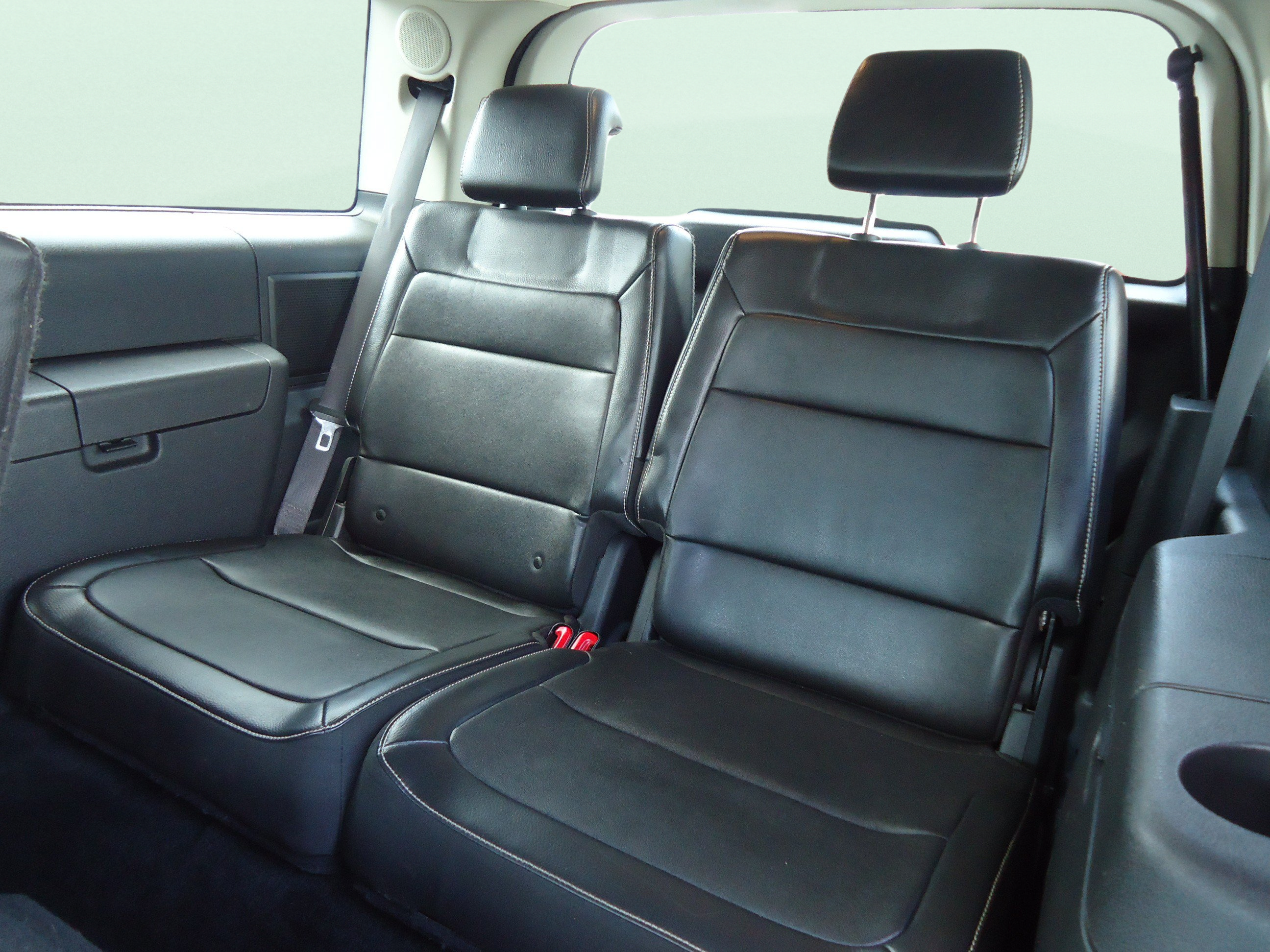 Used 2010 Ford Flex SEL FWD image 25