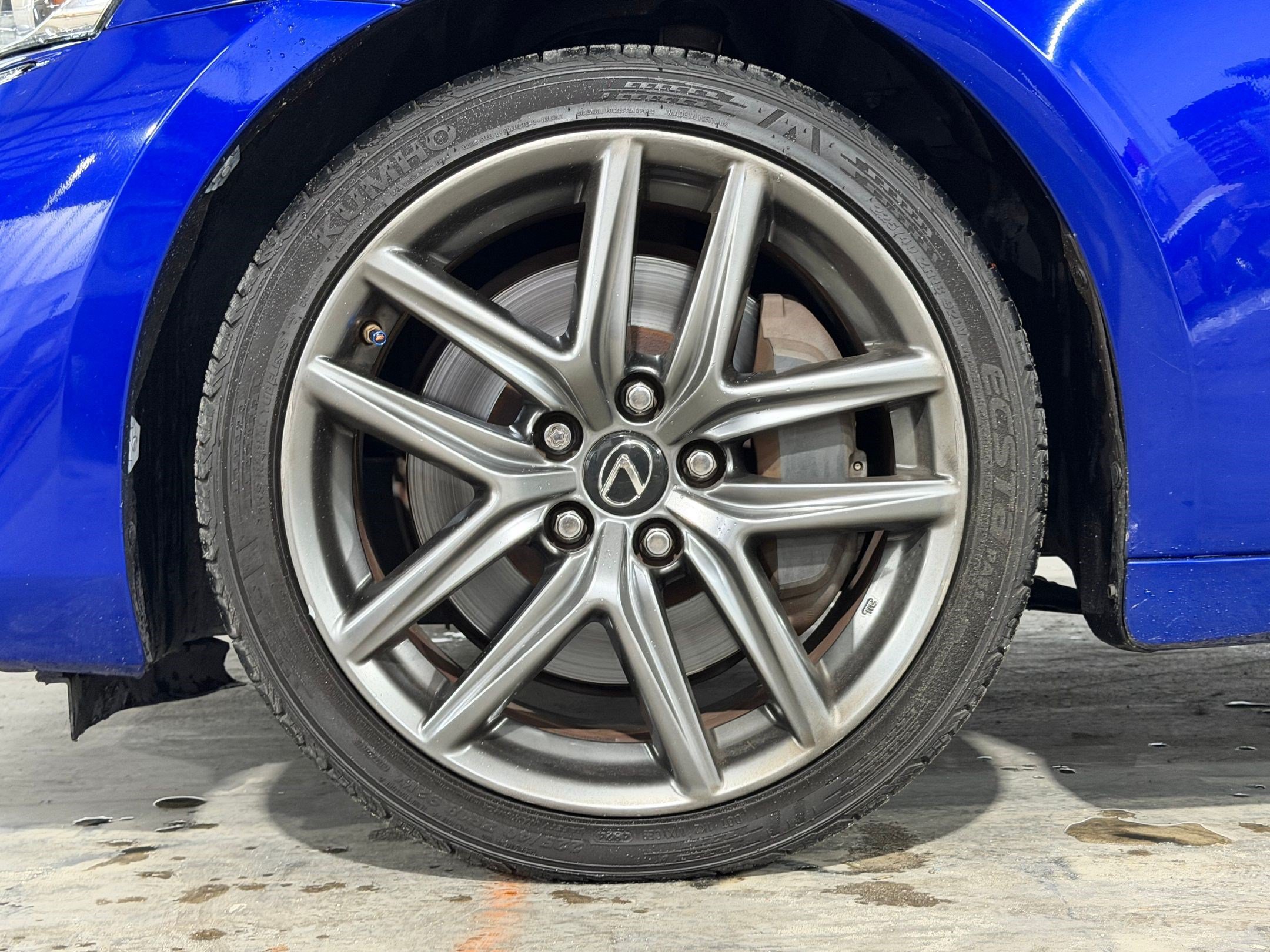 Used 2017 Lexus IS 200t F Sport w/ F Sport Package RWD image 11