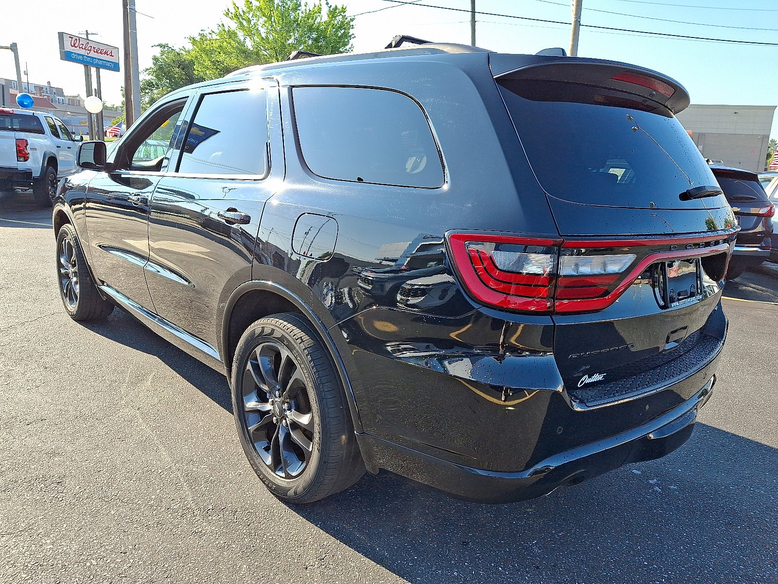 Used 2023 Dodge Durango GT AWD/4WD image 3