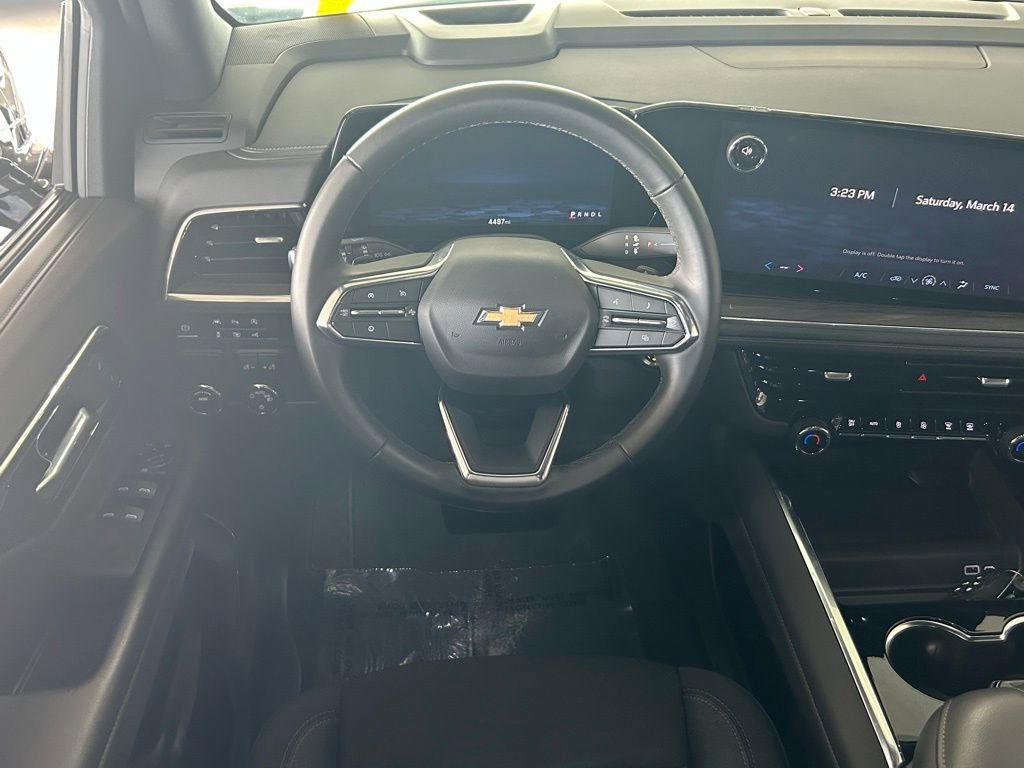 Used 2025 Chevrolet Tahoe LS image 9