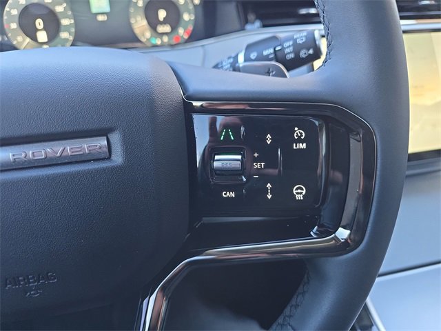 Used 2025 Land Rover Range Rover Evoque S image 18