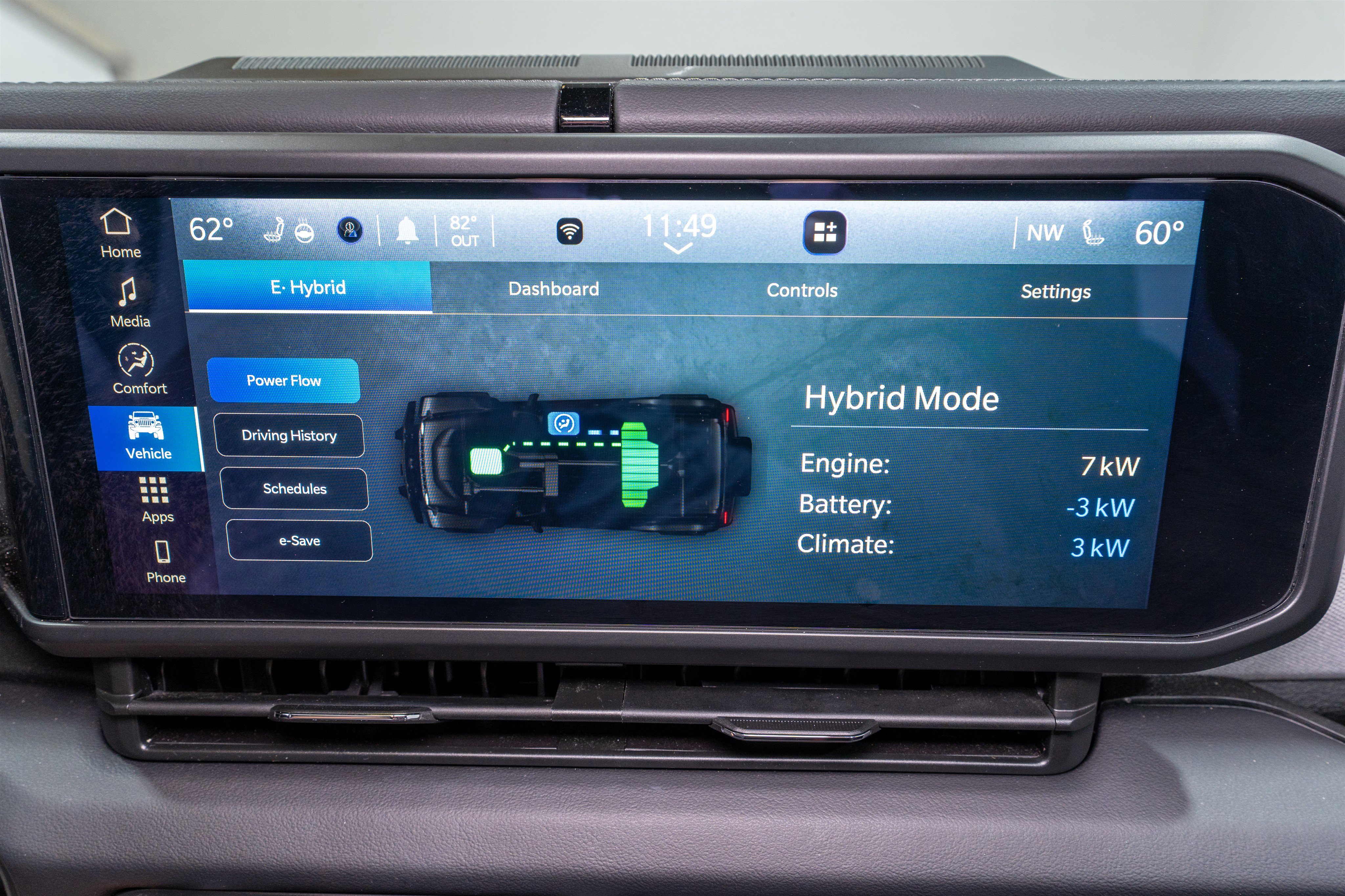 Used 2025 Jeep Wrangler Sahara w/ Safety Group image 20