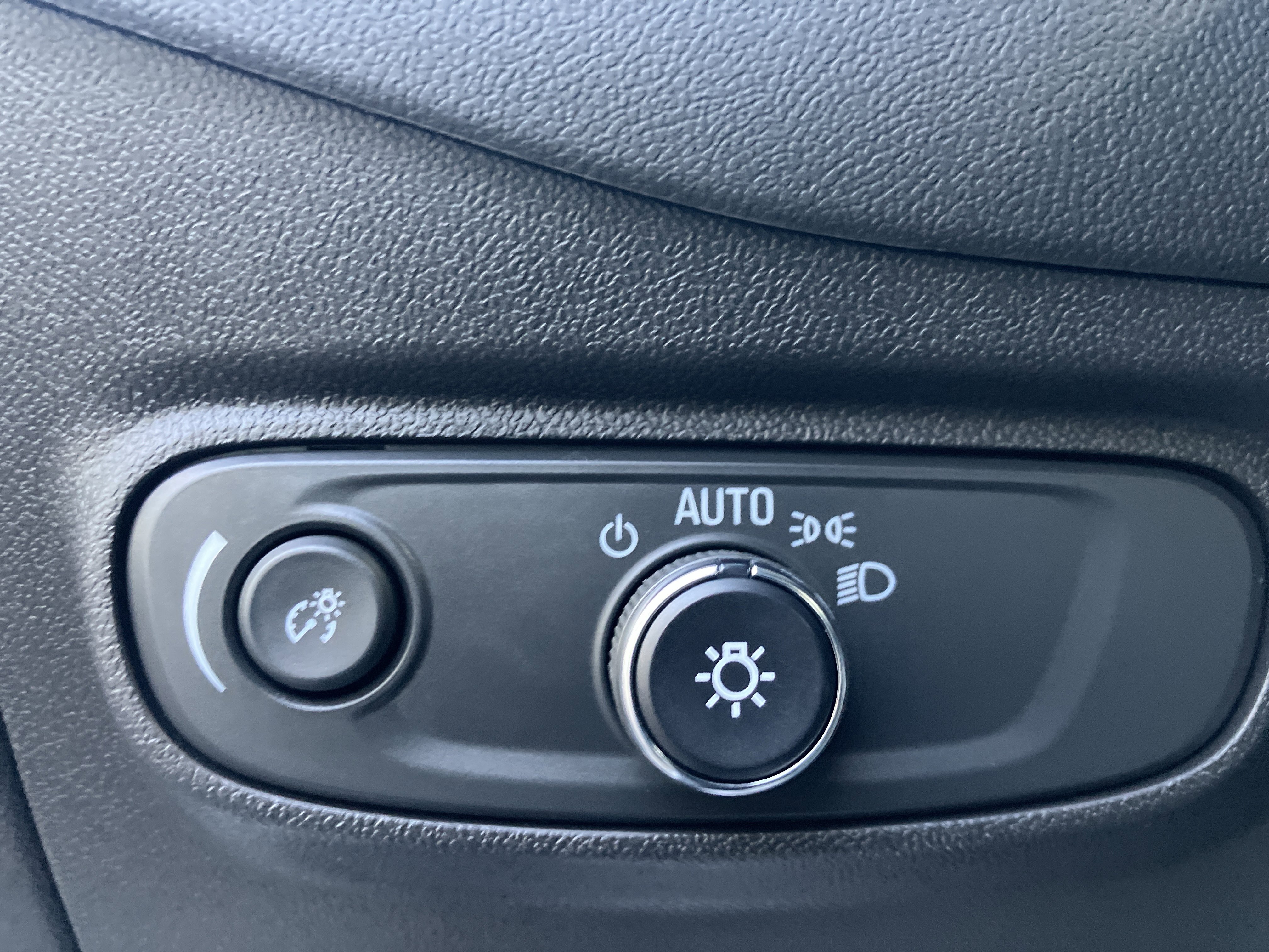 Used 2024 Chevrolet Equinox LT image 23