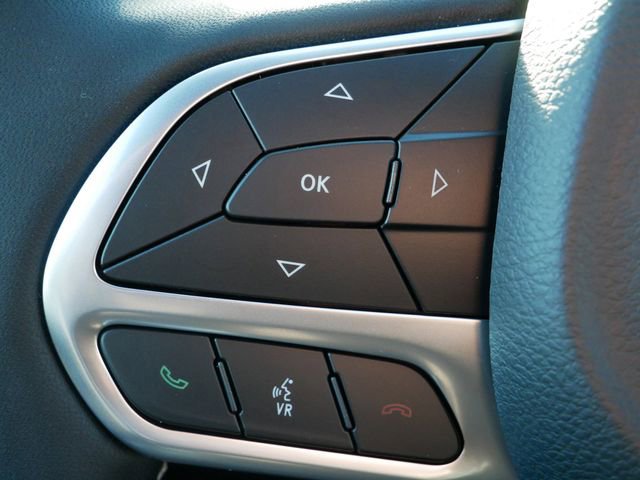 New 2026 Chrysler Pacifica Limited w/ Trailer Tow Group image 22