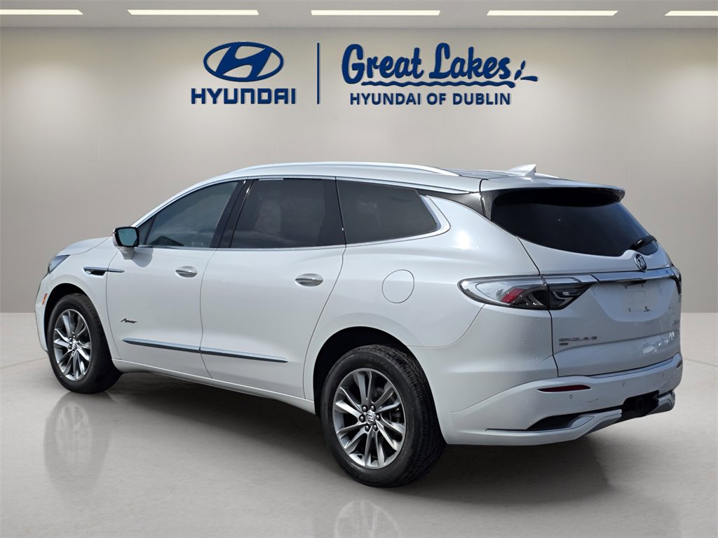 Used 2024 Buick Enclave Avenir w/ Avenir Technology Package image 3