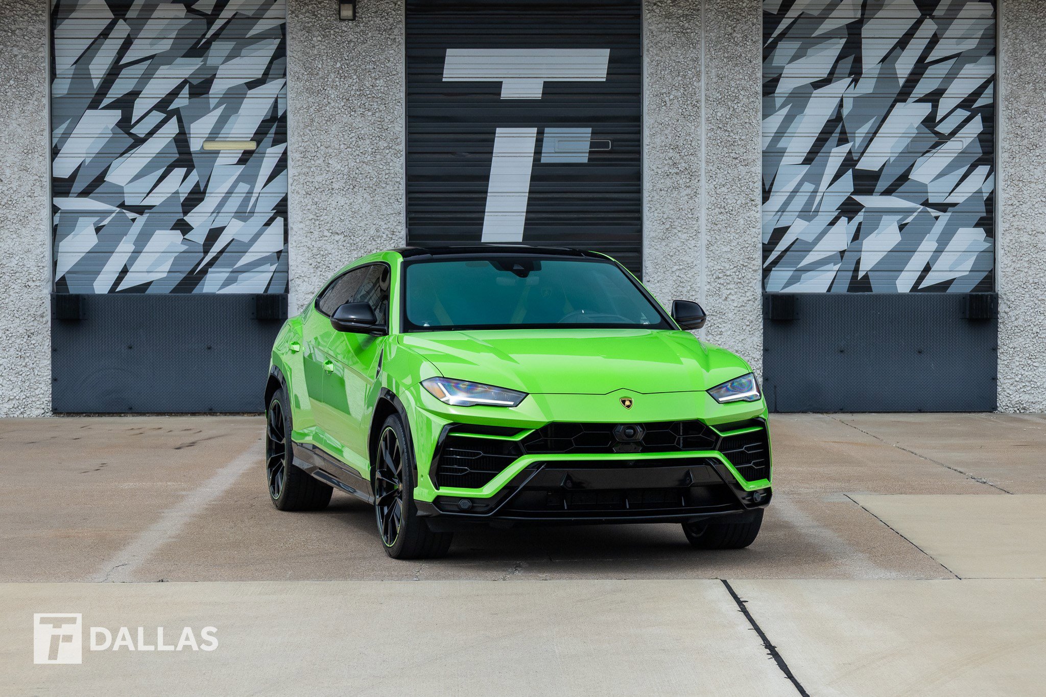 Used 2021 Lamborghini Urus AWD/4WD video 1
