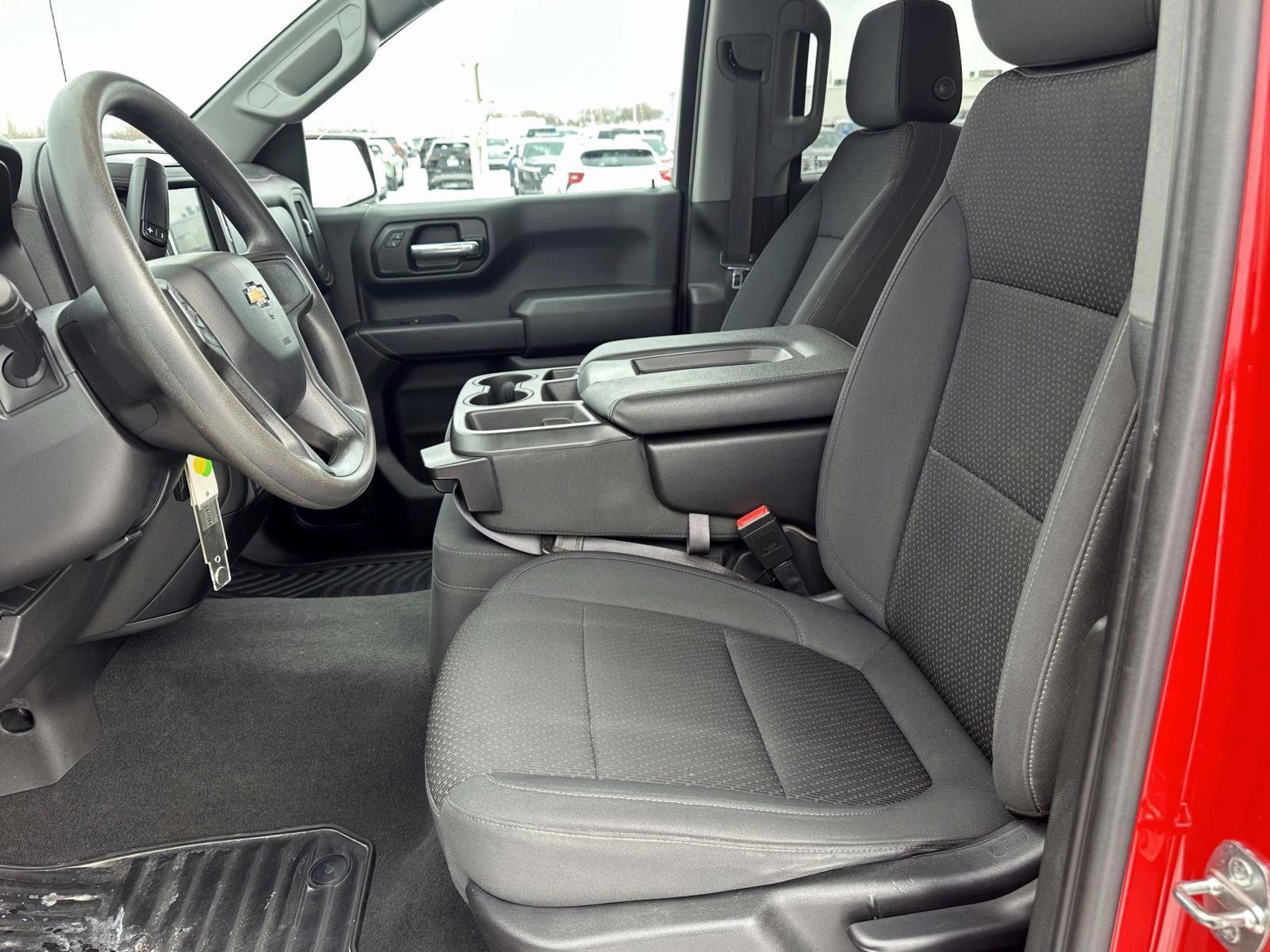 Used 2021 Chevrolet Silverado 1500 Custom w/ LPO, Dark Essentials Package image 17