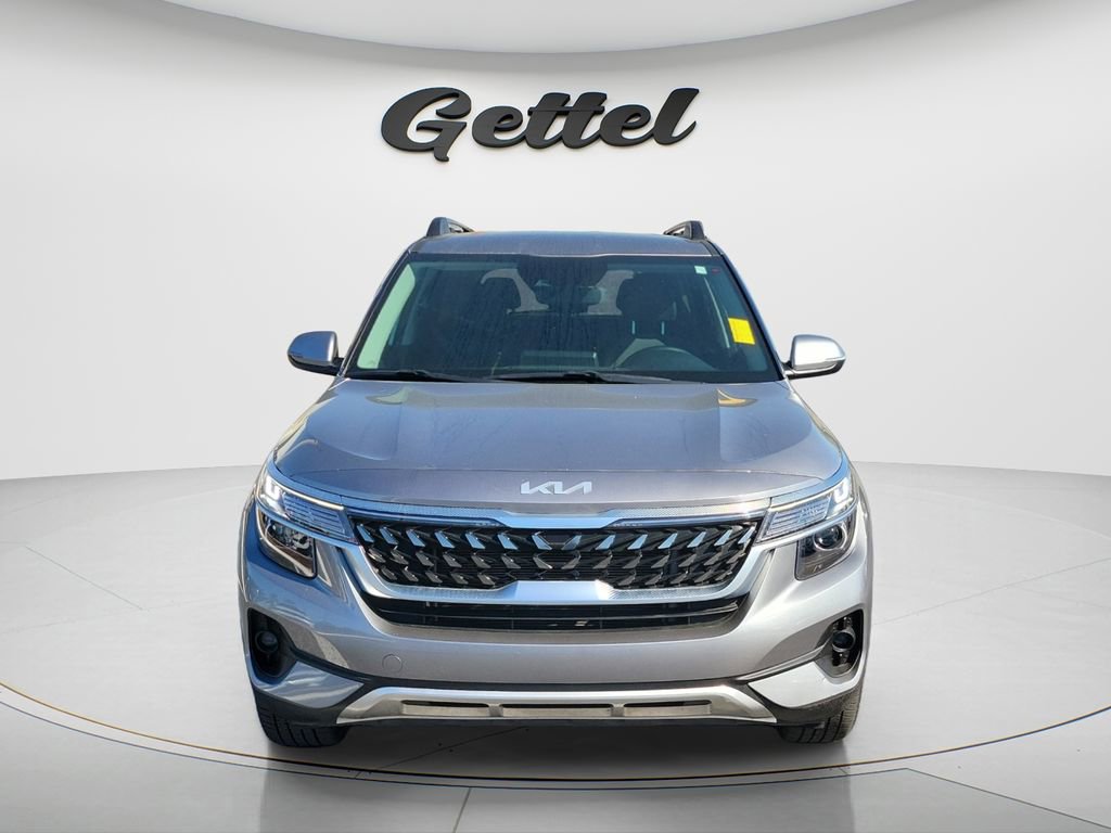 Used 2023 Kia Seltos Nightfall Edition image 8