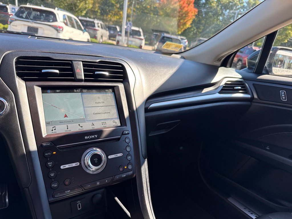 Used 2018 Ford Fusion Titanium AWD/4WD image 14