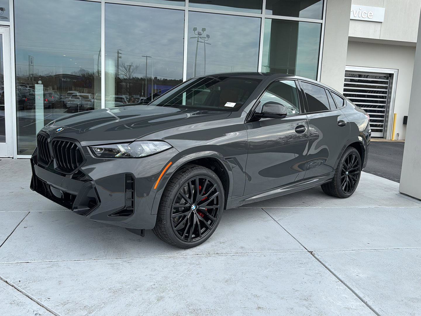 New 2026 BMW X6 xDrive40i w/ Executive Package image 1