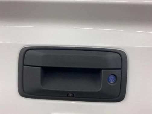Used 2017 Chevrolet Silverado 1500 LTZ w/ Sport Package AWD/4WD image 19