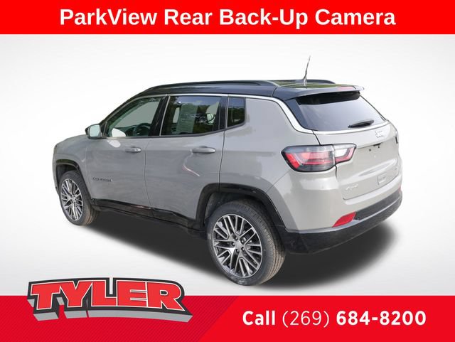 Certified 2022 Jeep Compass Limited w/ Elite Group AWD/4WD image 5