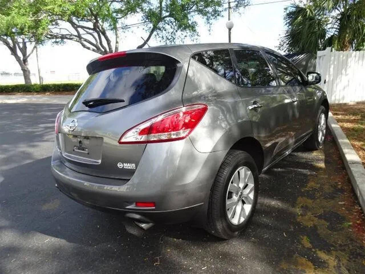 Used 2014 Nissan Murano S FWD image 9