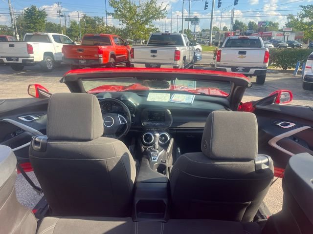 Used 2019 Chevrolet Camaro LT RWD image 11