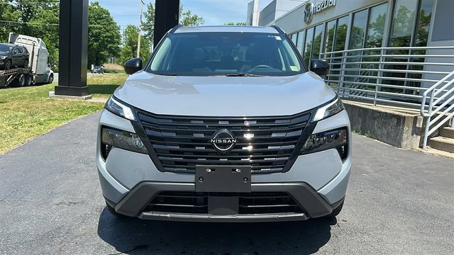 Used 2026 Nissan Rogue Dark Armor AWD/4WD image 2