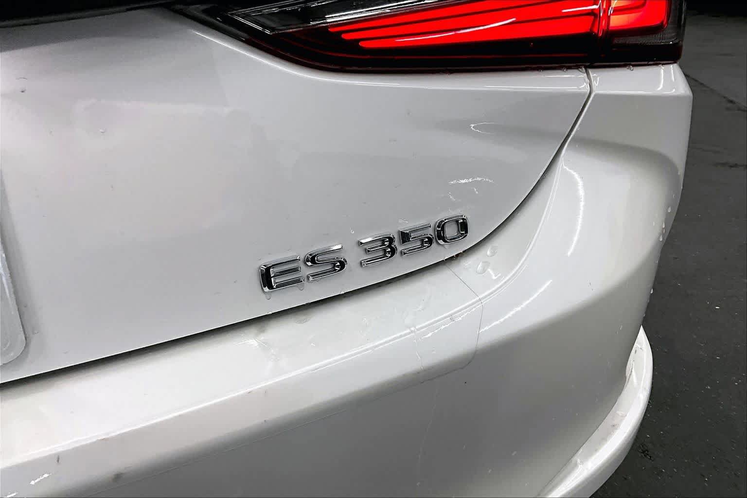 Used 2025 Lexus ES 350 w/ Accessory Package (Z2) FWD image 10