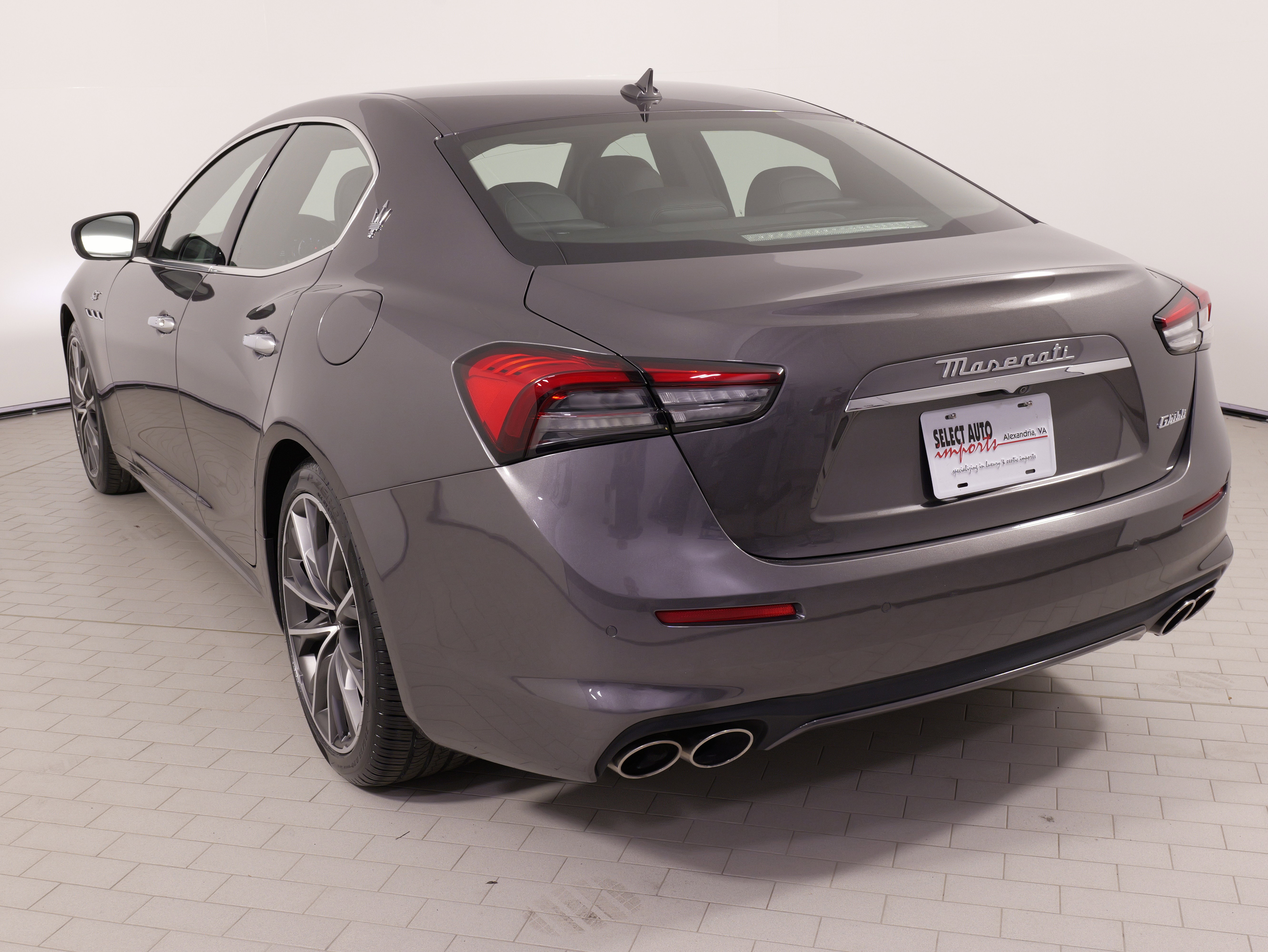 Used 2023 Maserati Ghibli GT image 13