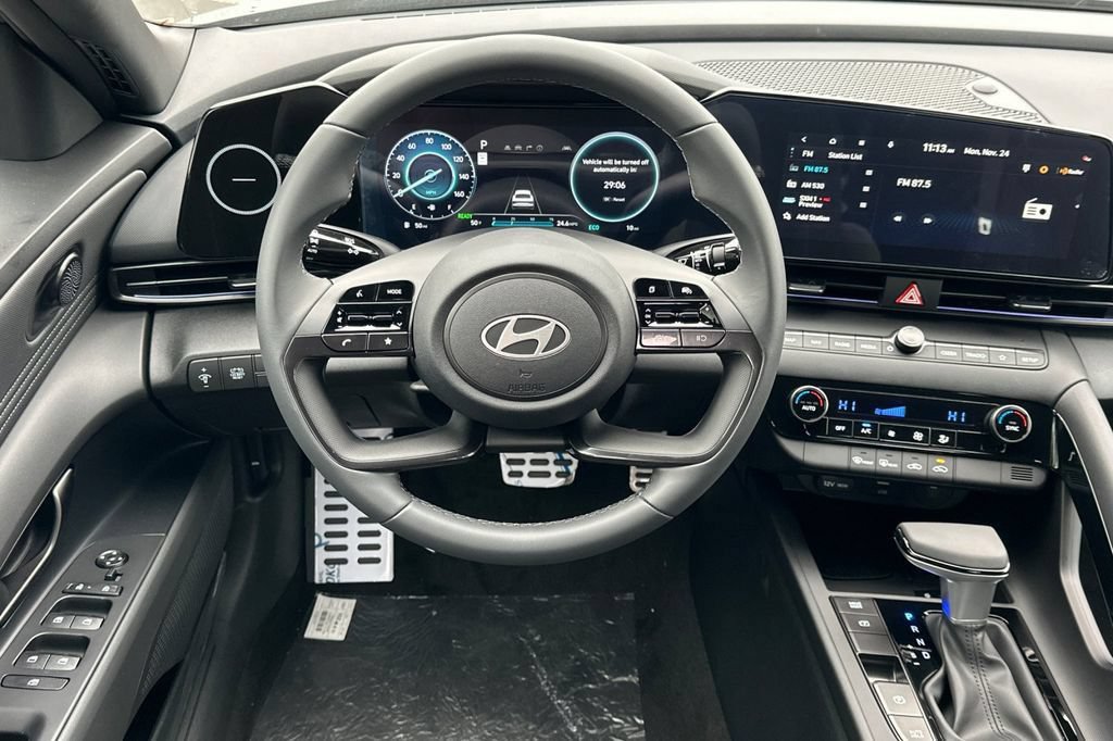 New 2026 Hyundai Elantra SEL FWD image 11