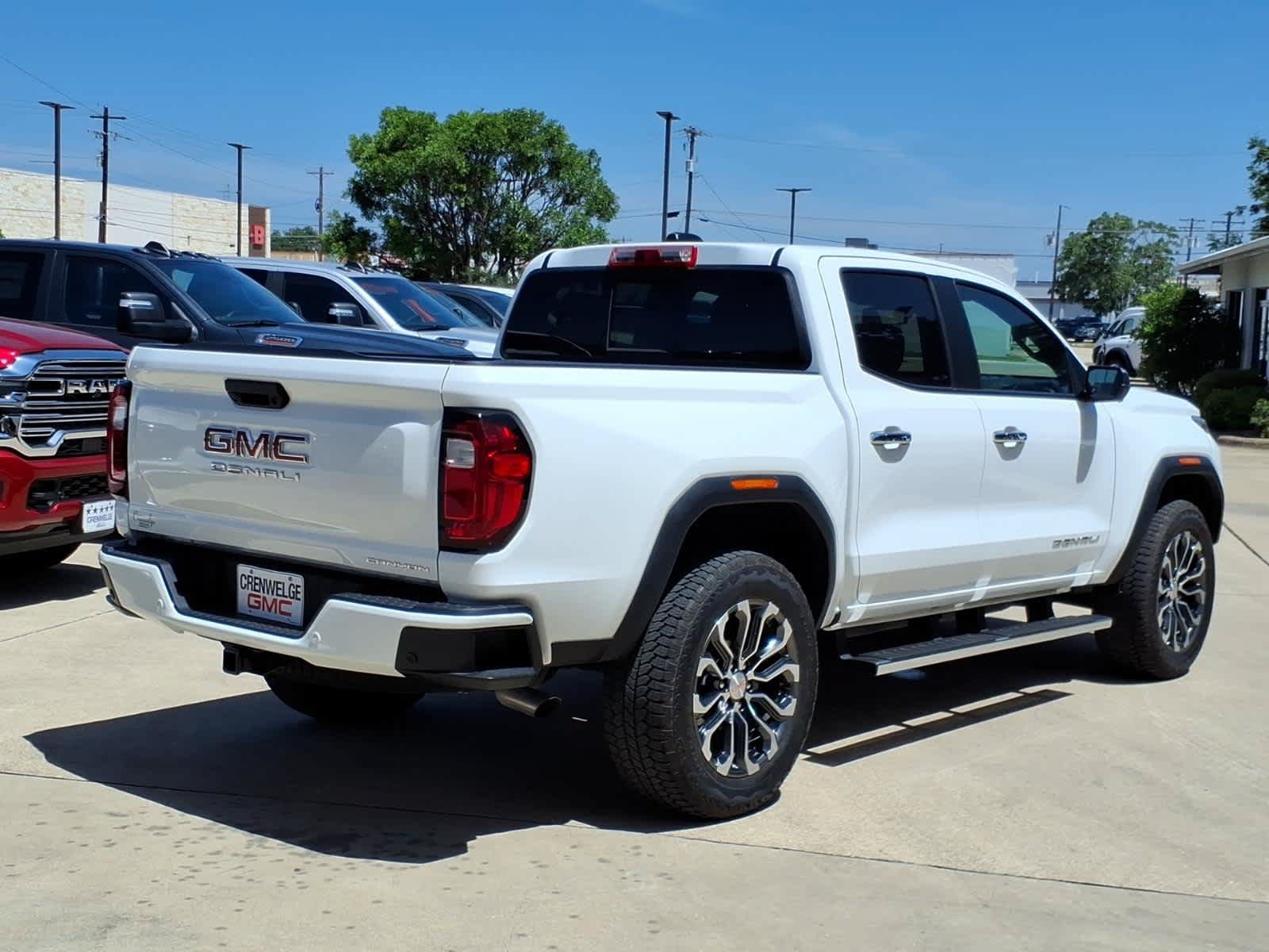 Certified 2024 GMC Canyon Denali AWD/4WD image 27