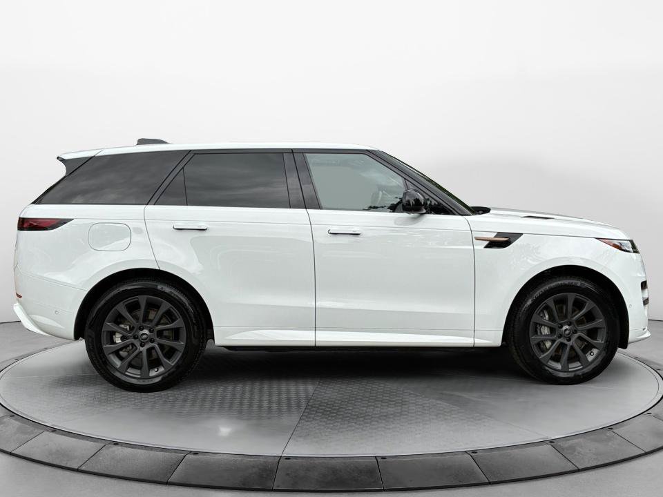 Certified 2025 Land Rover Range Rover Sport Dynamic SE AWD/4WD image 8