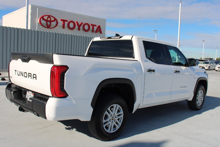 Used 2022 Toyota Tundra SR5 image 3