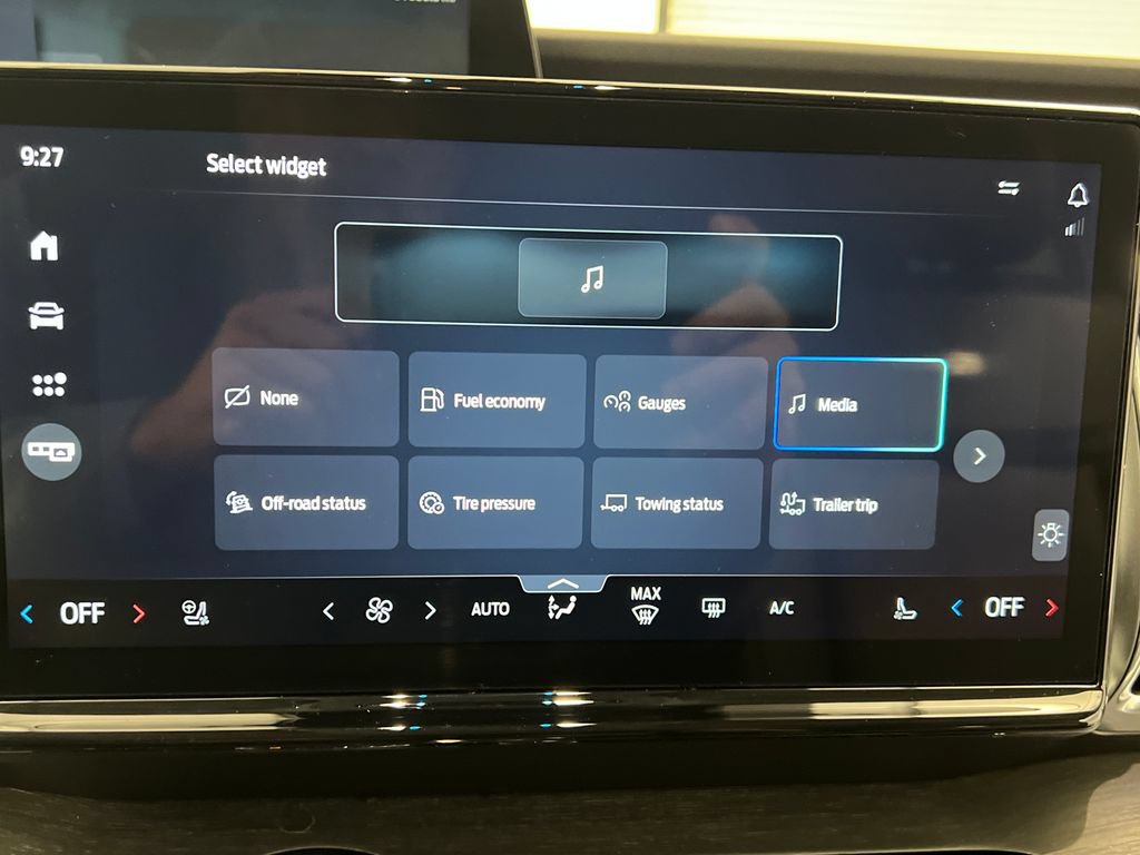 Used 2025 Ford Expedition Platinum AWD/4WD image 75