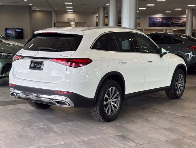 Certified 2026 Mercedes-Benz GLC 300 4MATIC image 4