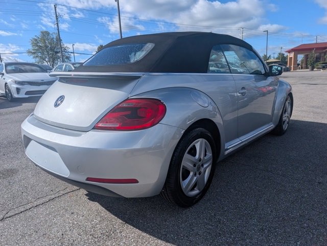 Used 2015 Volkswagen Beetle 1.8T image 6