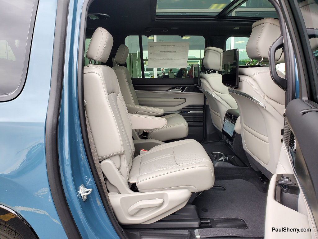 New 2026 Jeep Grand Wagoneer L Summit AWD/4WD image 56