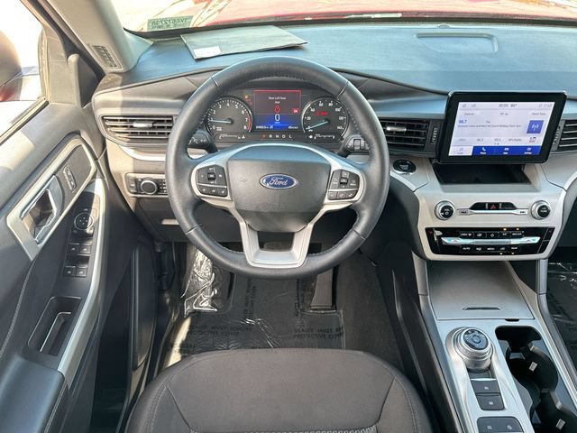 Certified 2023 Ford Explorer XLT RWD image 14