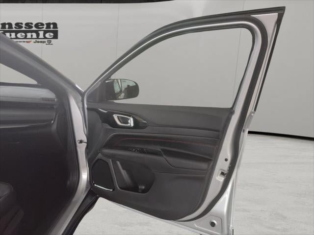 New 2026 Jeep Compass Trailhawk AWD/4WD image 46