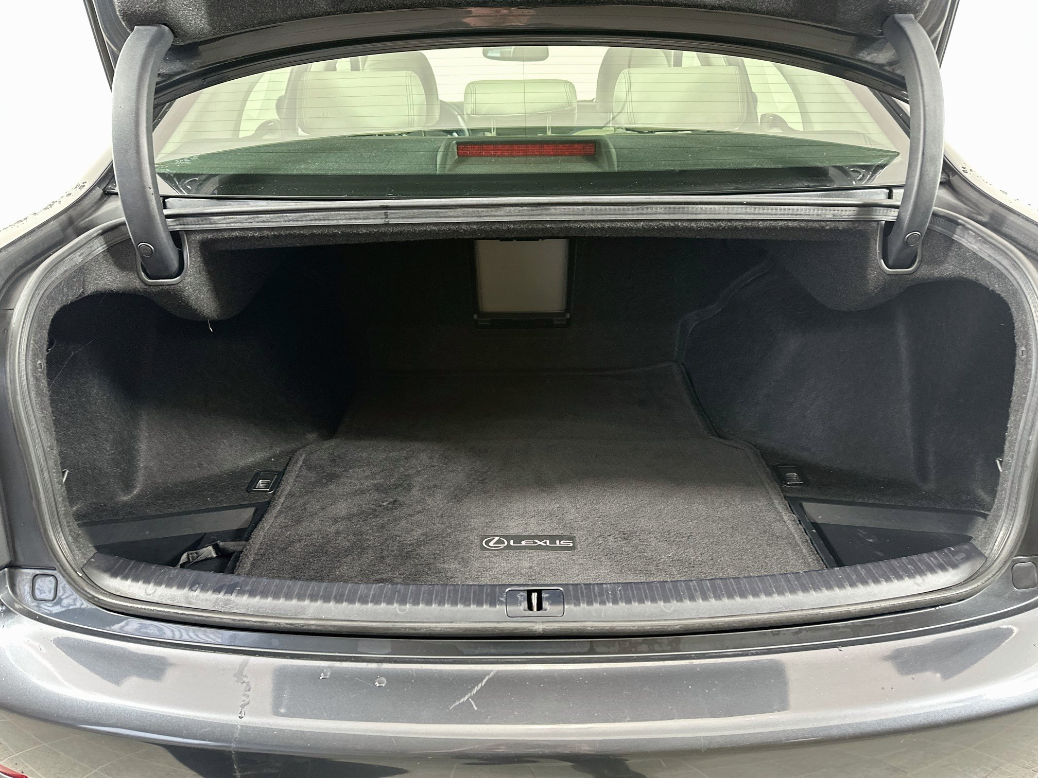 Used 2011 Lexus IS 250 AWD w/ Premium Pkg Value Edition image 23