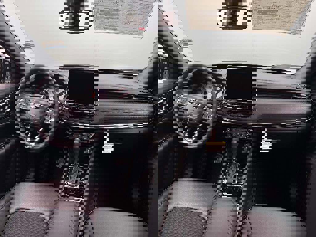 New 2026 Jeep Compass Latitude image 21