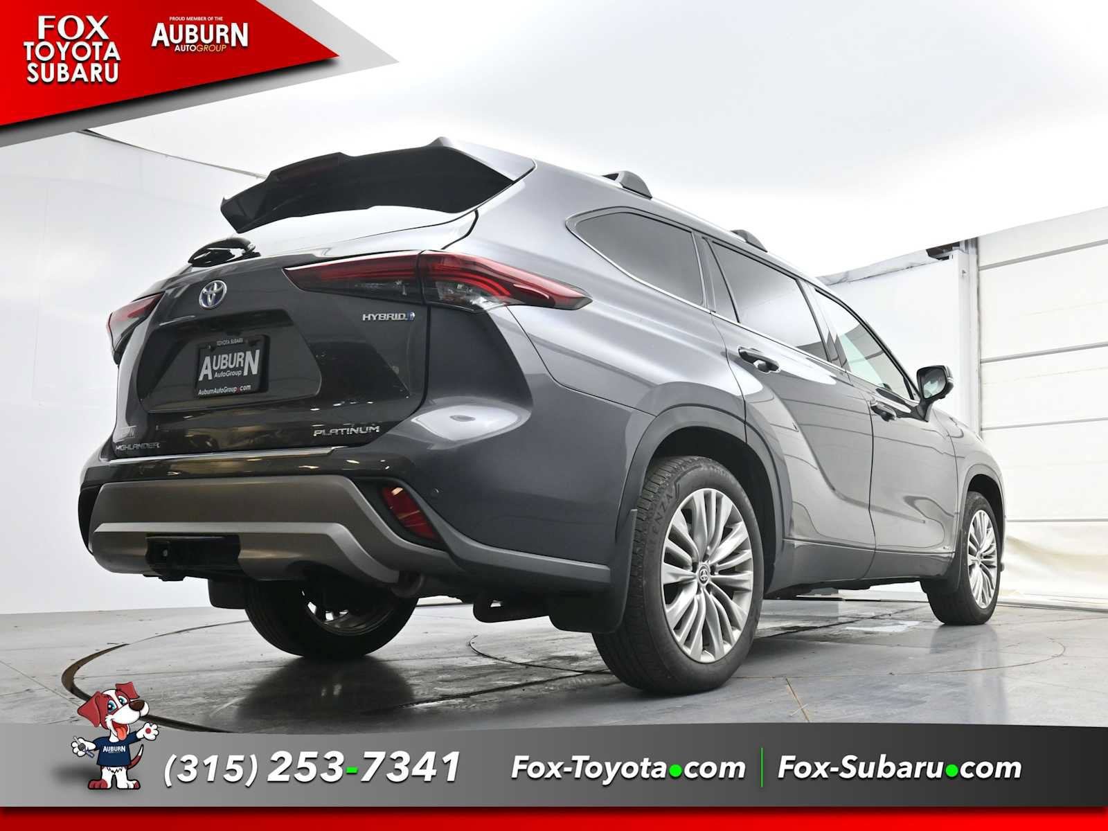 Used 2024 Toyota Highlander Platinum AWD/4WD image 22