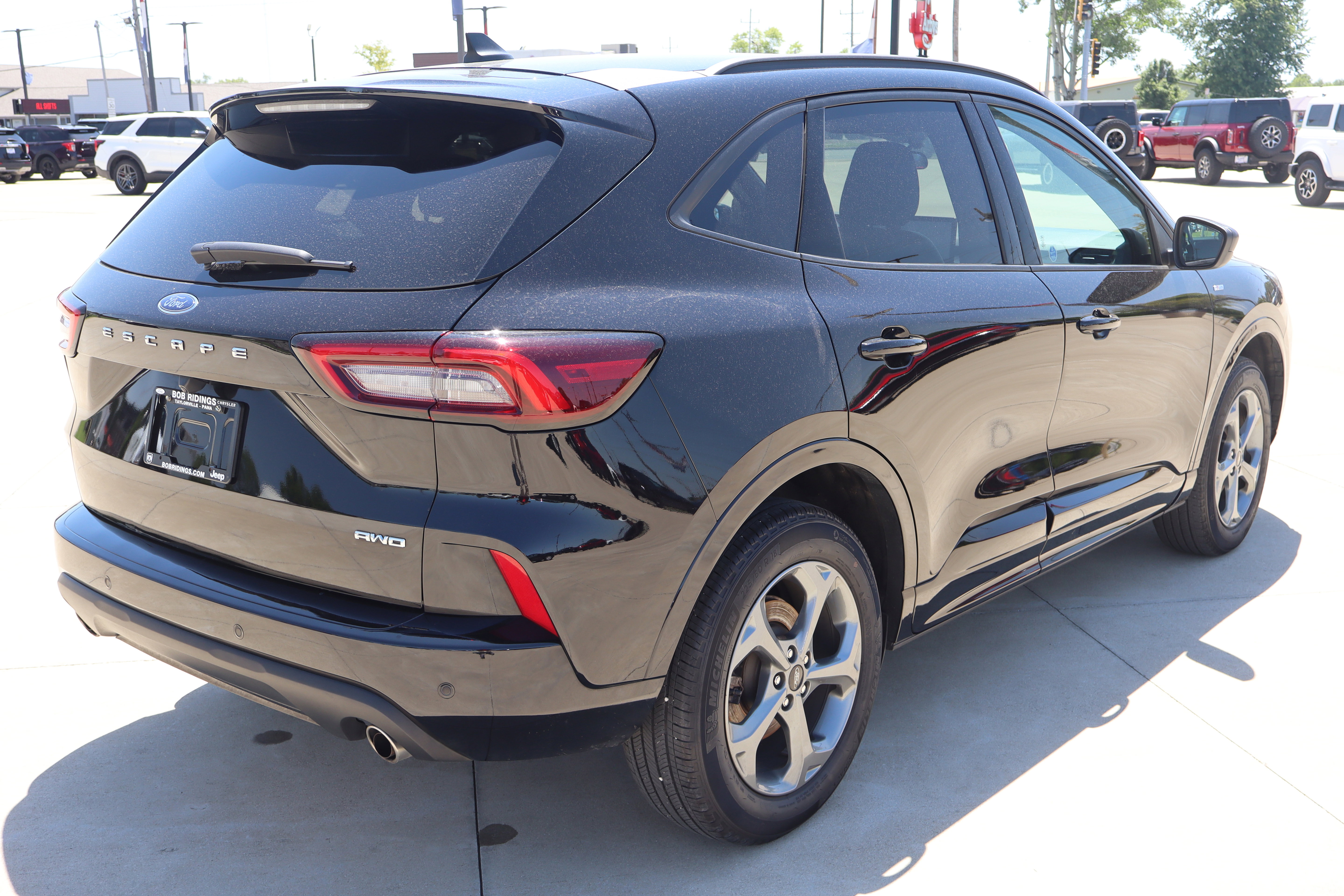 Used 2024 Ford Escape ST-Line w/ Tech Pack #1 AWD/4WD image 6