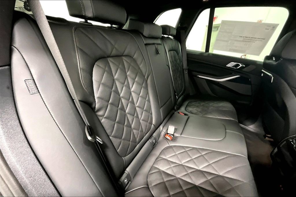 New 2026 BMW X5 xDrive40i w/ M Sport Package image 8