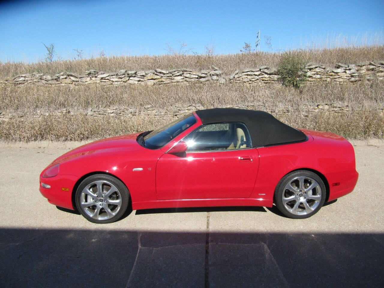 Used 2004 Maserati Spyder Cambiocorsa image 3