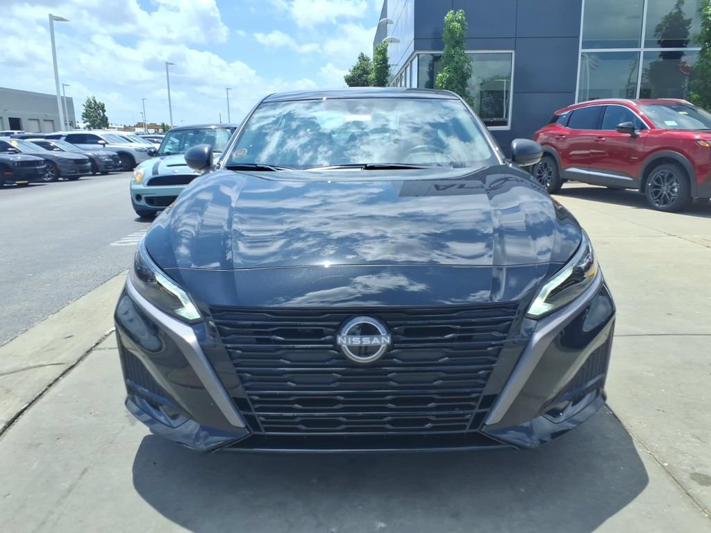 New 2026 Nissan Altima 2.5 SV FWD image 3