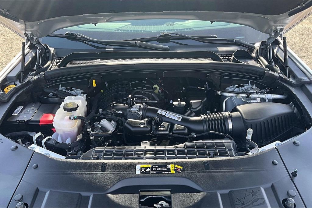 Used 2023 Jeep Grand Cherokee Limited image 10