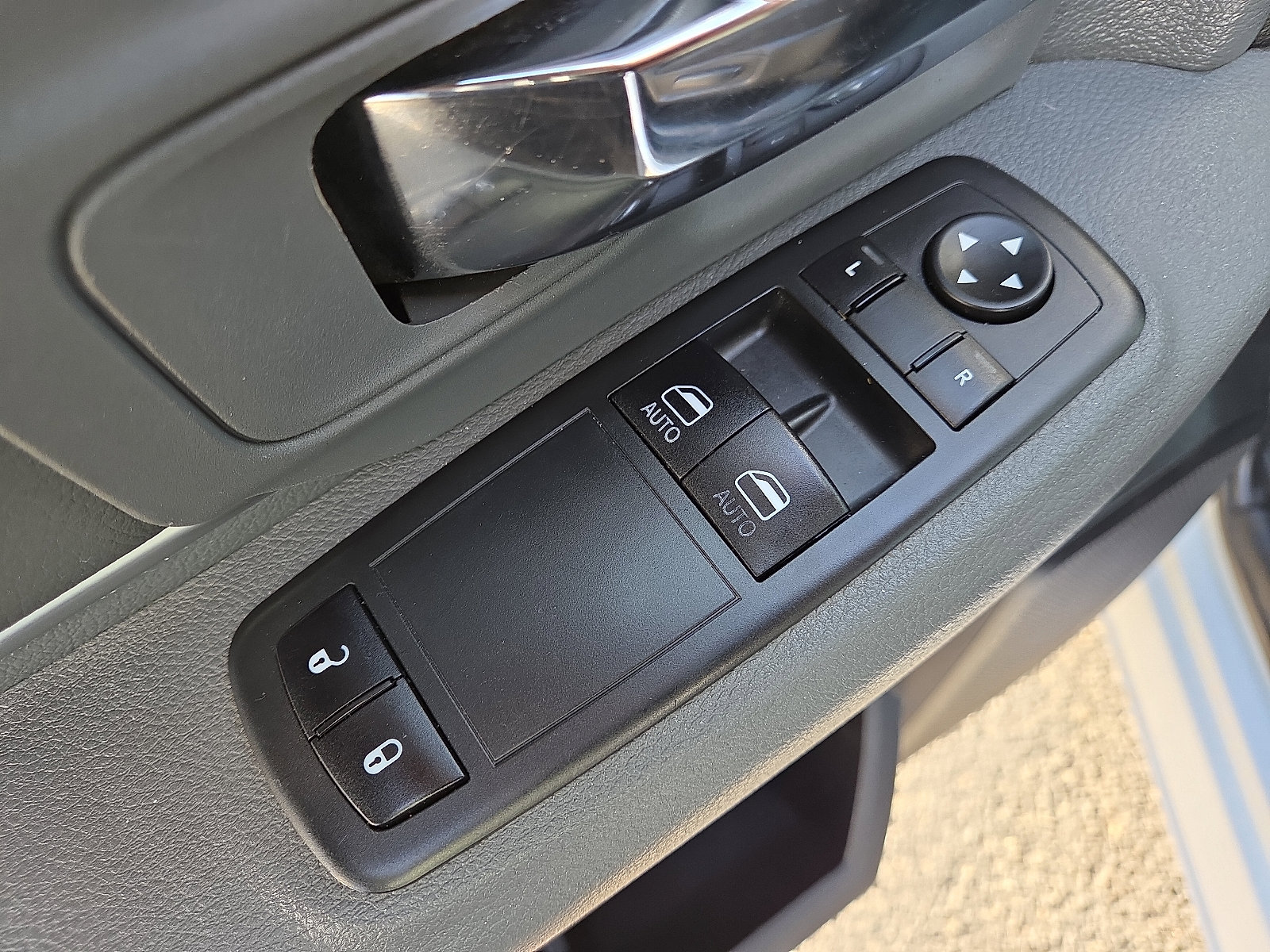 Used 2020 RAM 1500 Tradesman w/ Power & Remote Entry Group image 9