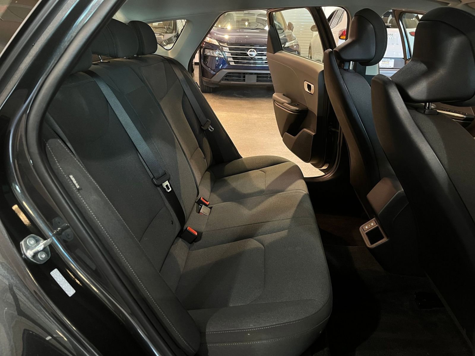 Used 2025 Kia K4 FWD image 36