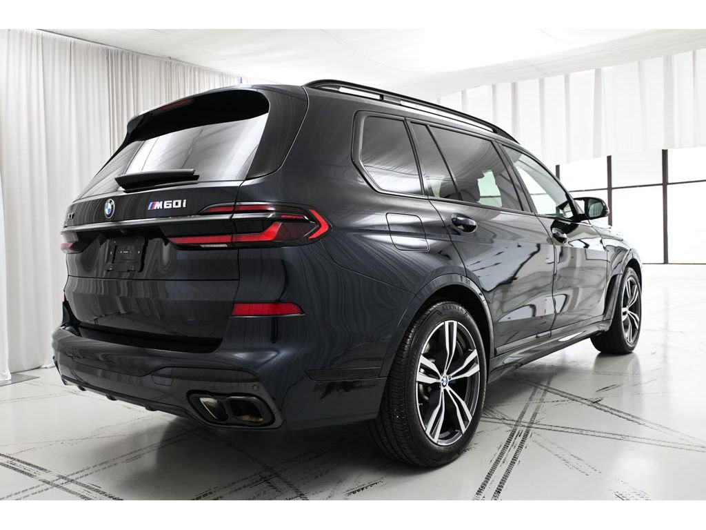 Used 2025 BMW X7 M60i AWD/4WD image 7