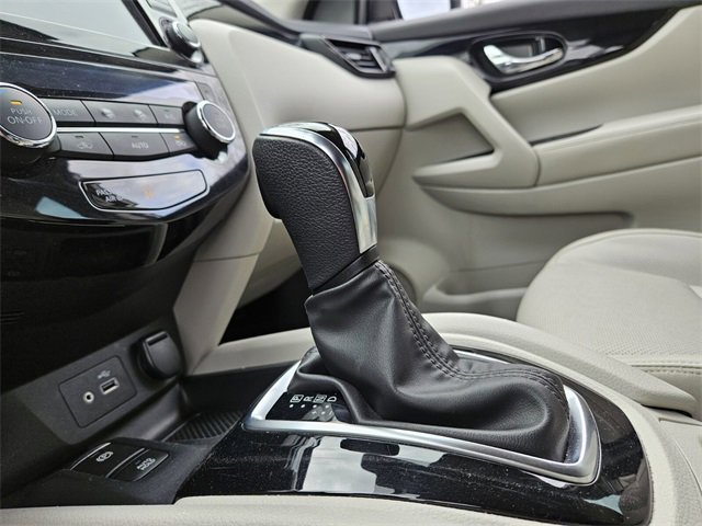 Used 2022 Nissan Rogue Sport SL image 24