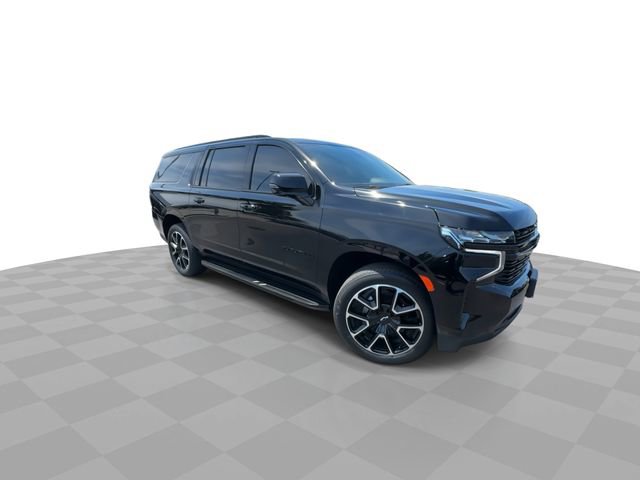 Used 2023 Chevrolet Suburban RST w/ Luxury Package AWD/4WD image 2