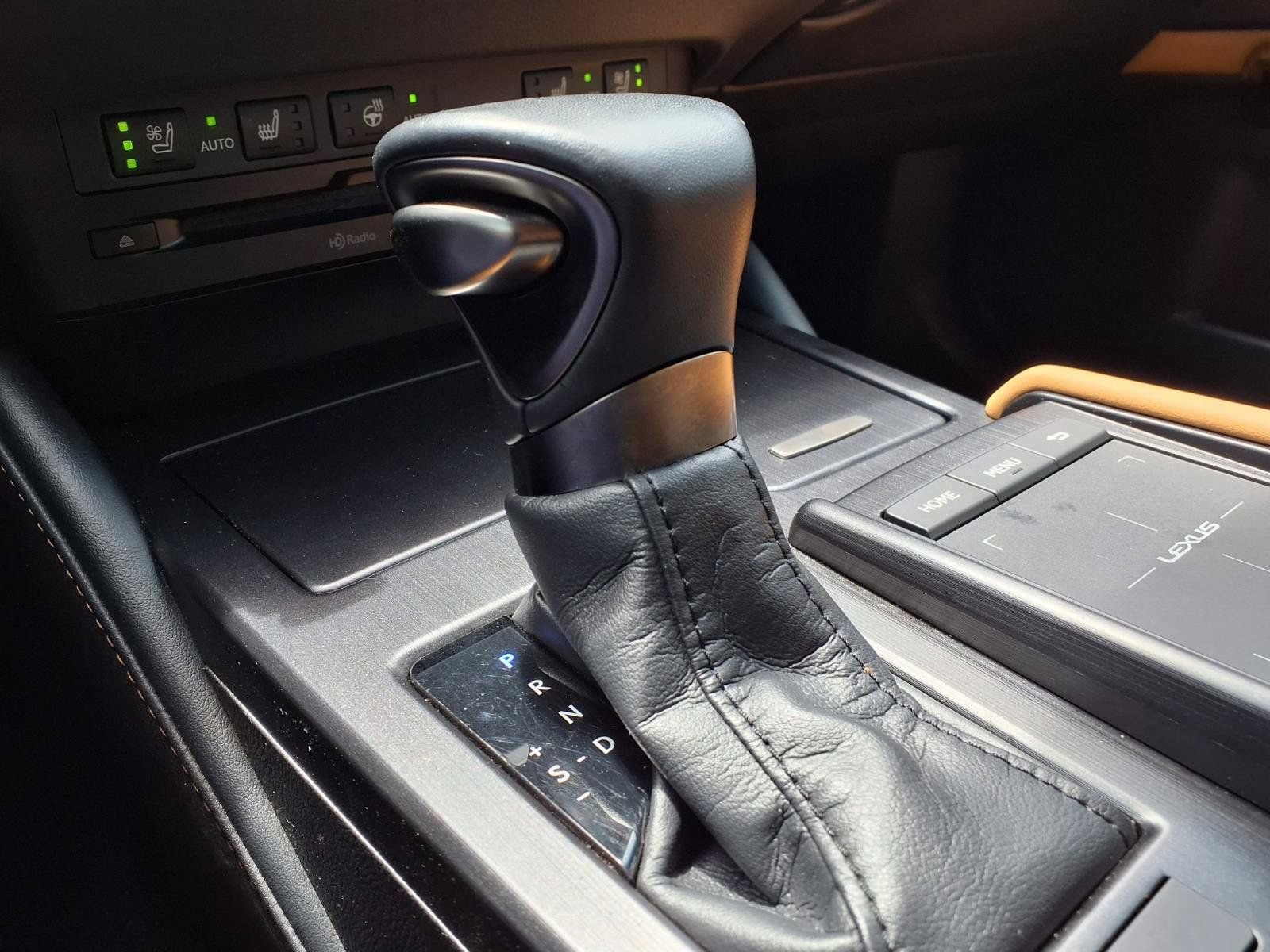 Used 2022 Lexus ES 350 w/ Premium Package FWD image 13