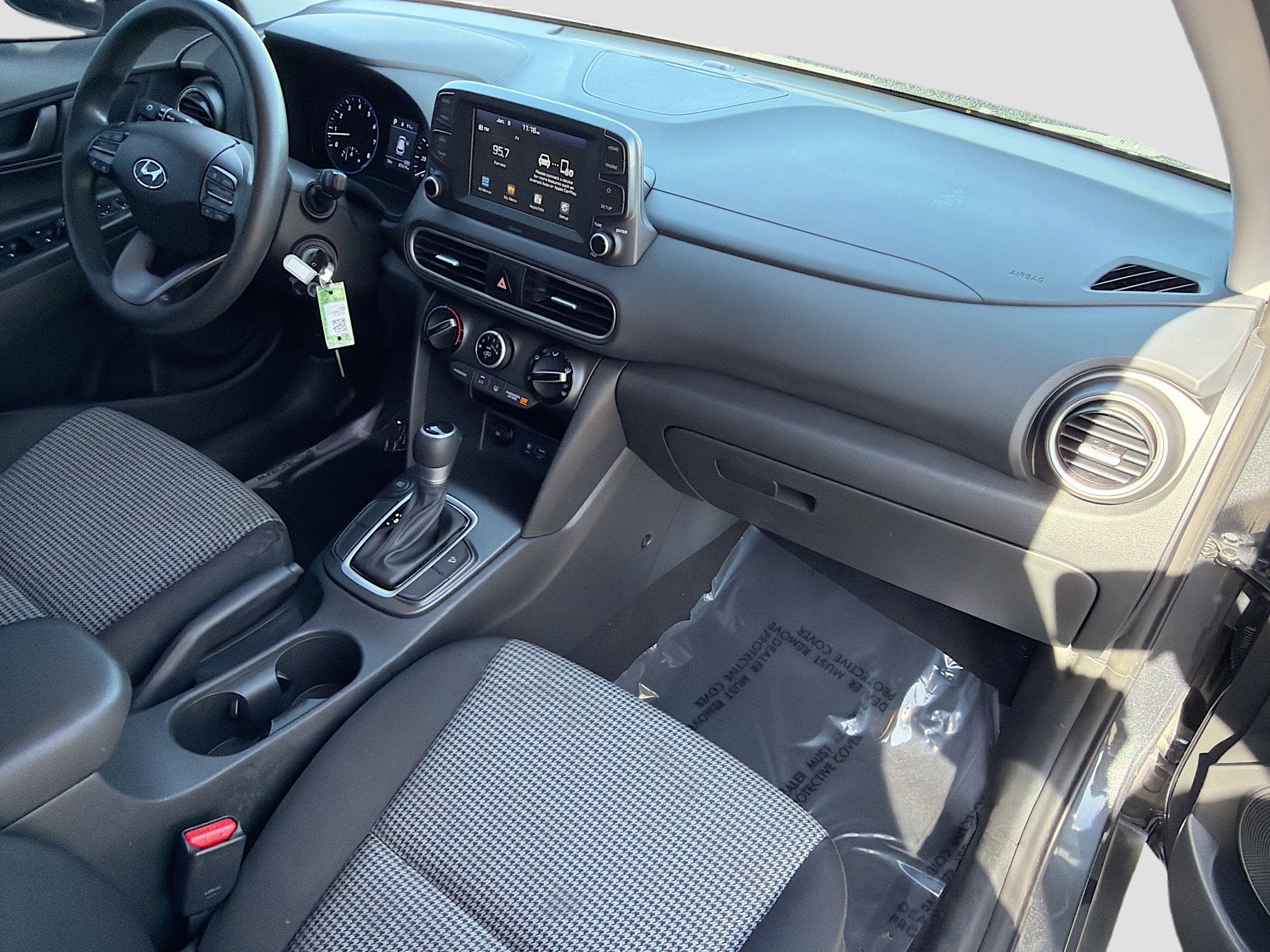 Used 2021 Hyundai Kona SE image 13