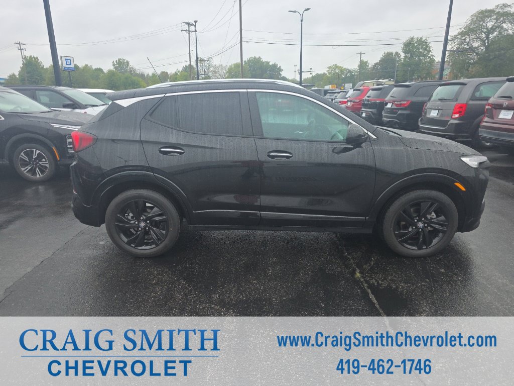 Used 2024 Buick Encore GX Sport Touring FWD image 7