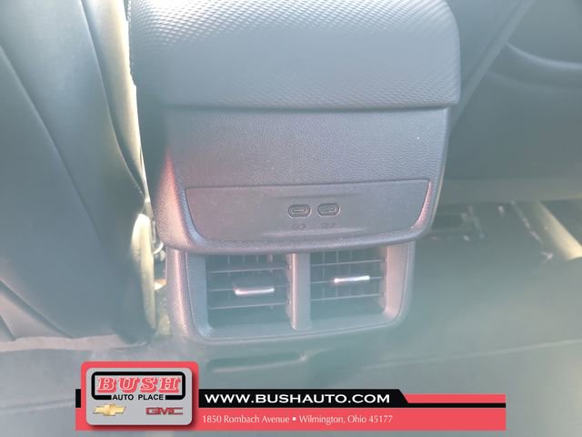 Used 2026 Chevrolet Equinox LT w/ Convenience Package II FWD image 13