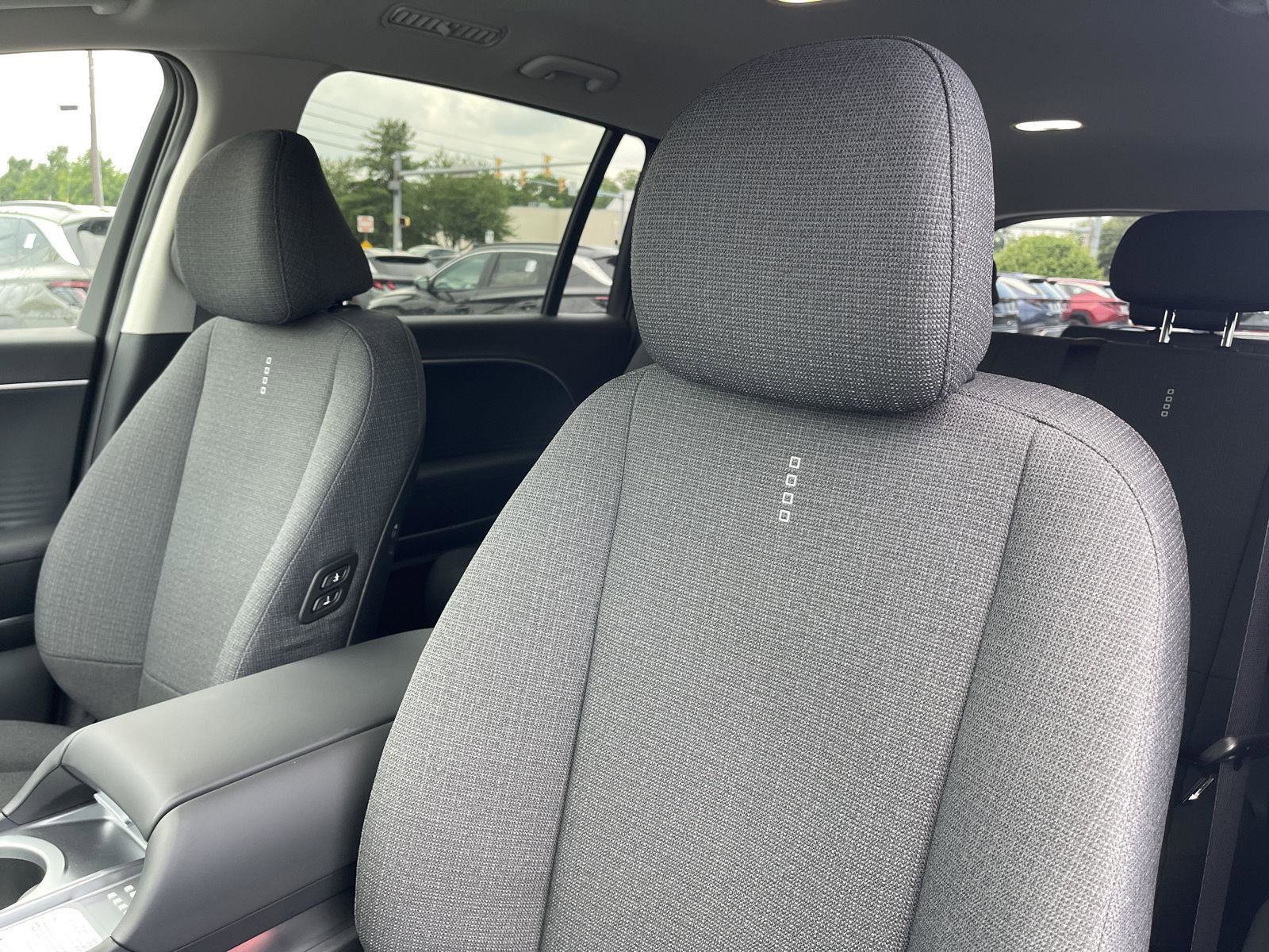 New 2026 Hyundai Ioniq 9 SE image 16