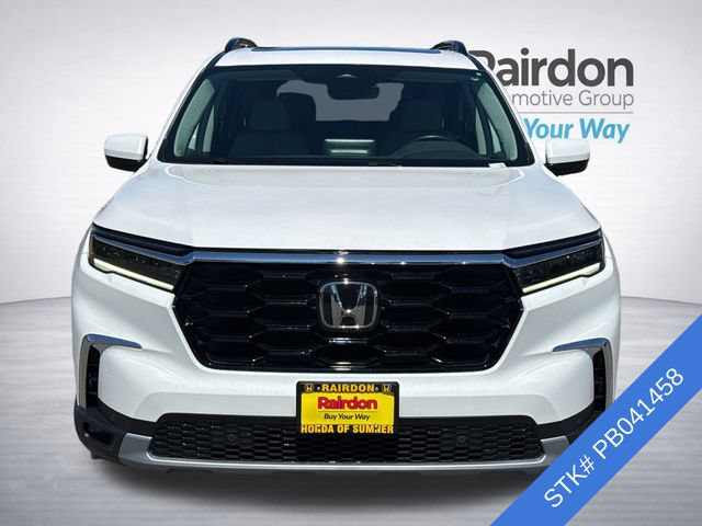Used 2023 Honda Pilot Touring image 2